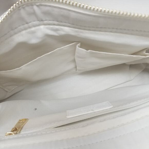 Badgley Mischka NEW White Vegan Purse Lightweight Zipper Closure Women's NWT - Picture 13 of 15